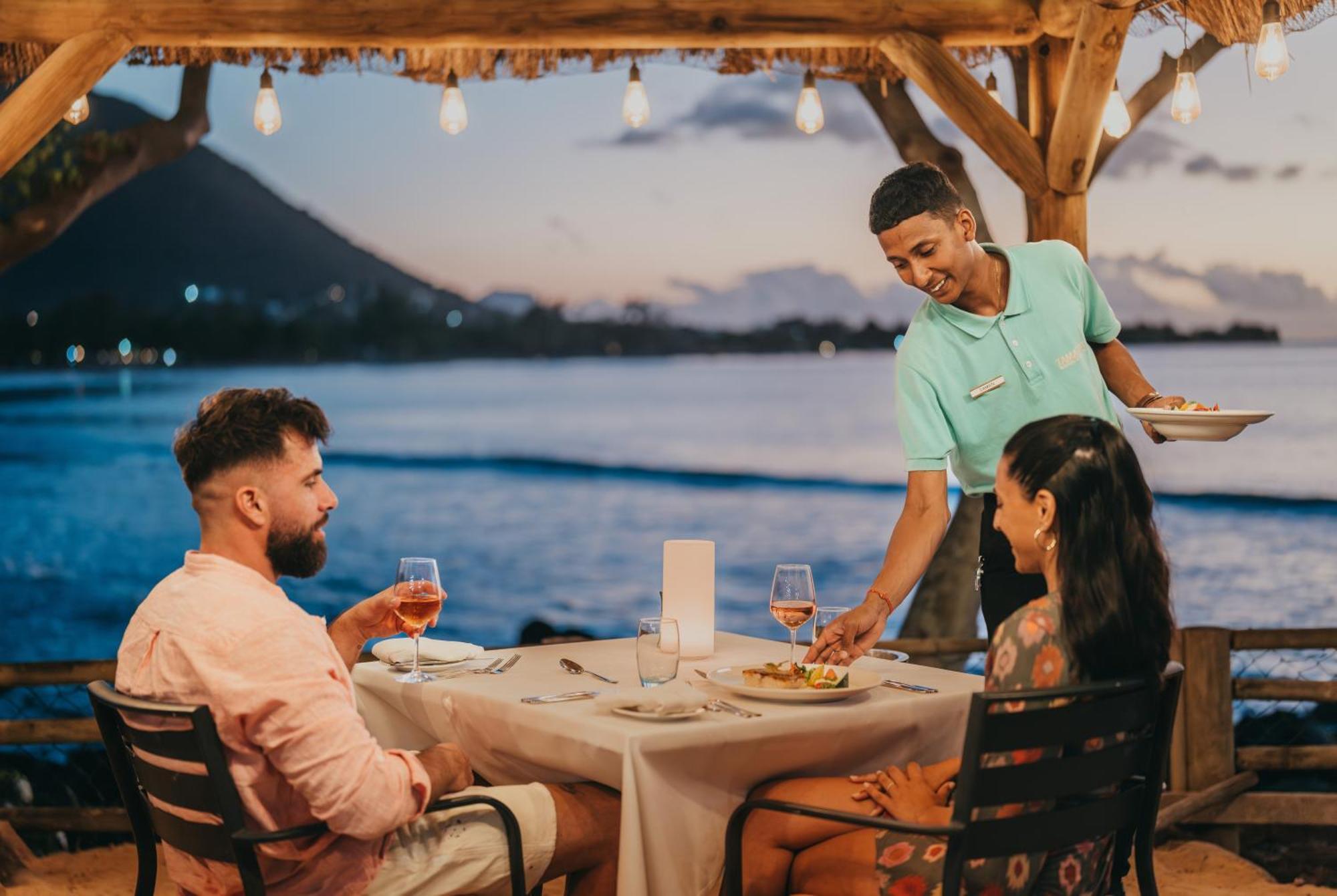 Tamarina Golf & Spa Boutique Hotel Flic en Flac Luaran gambar